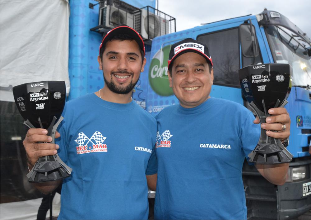 Pachi Martinez y Areil Santillan