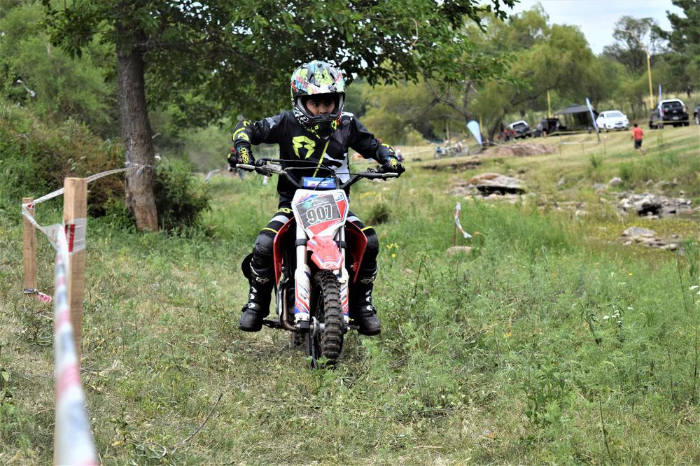 323328277_750074215991090_2466534538823984951_n