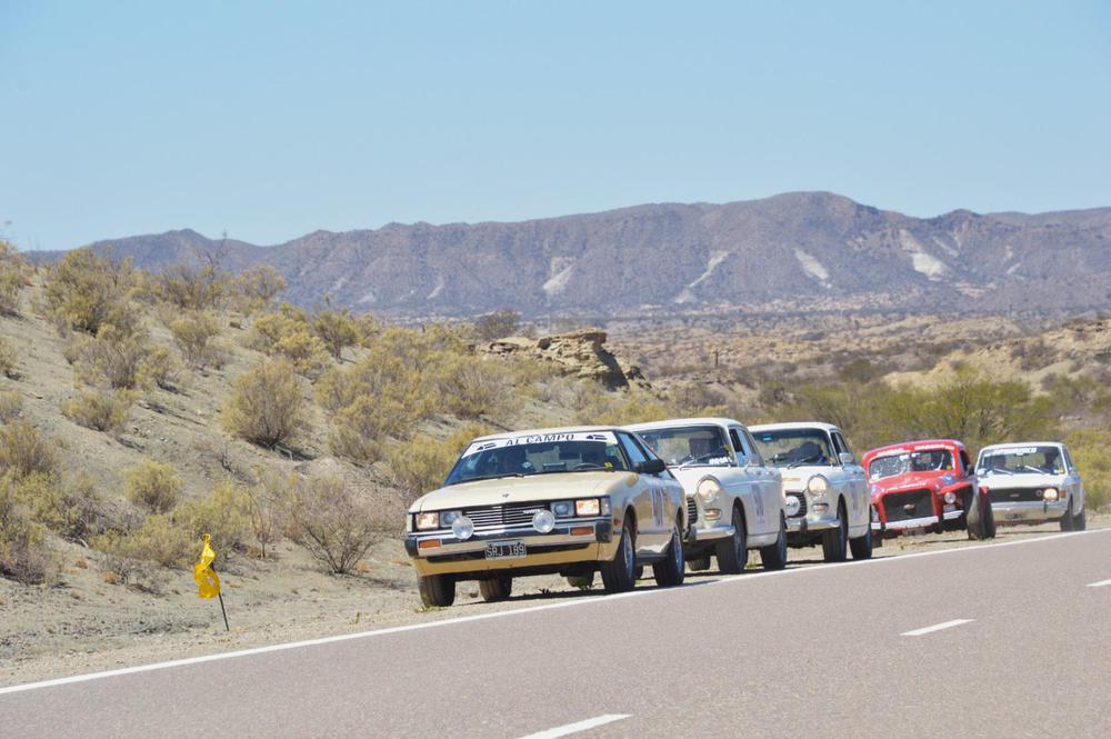 Autolargada sanjuanina en inmediaciones del Valle de la Luna