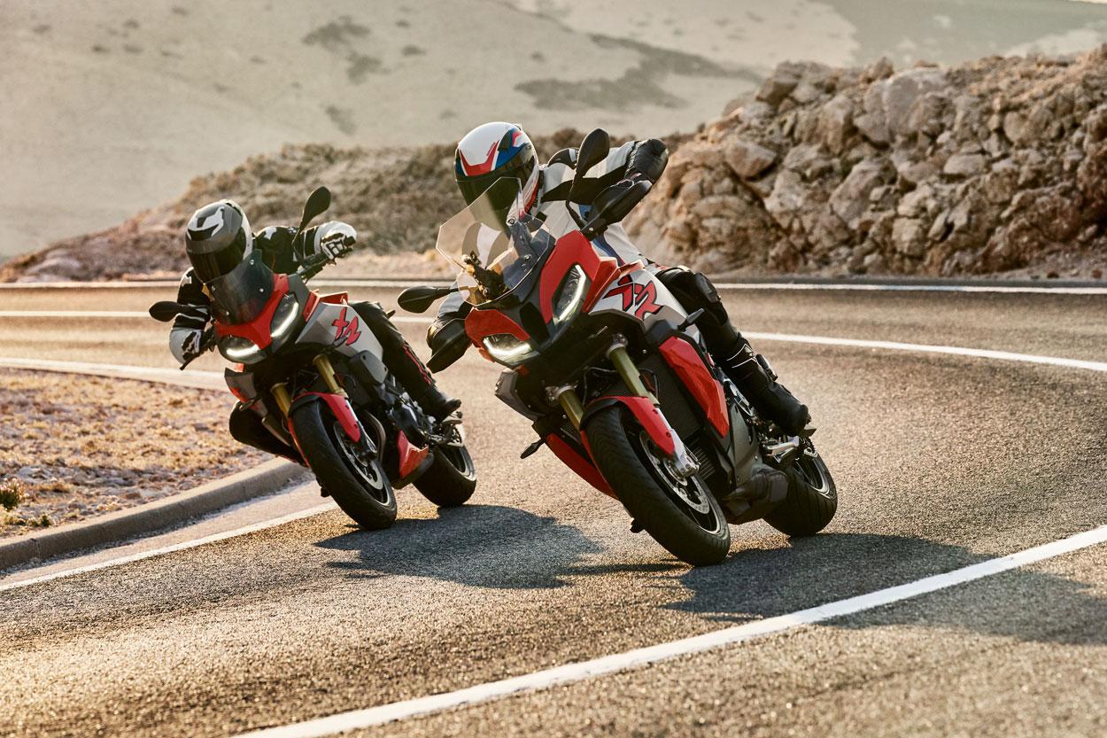 bmw-f-900-xr-trail-carretera-2020_1