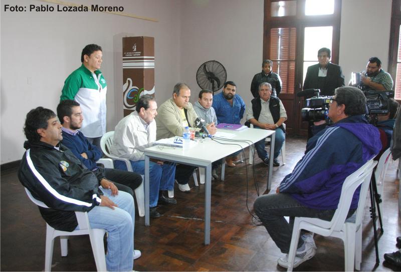 Conferencia Apinara y Ambato RENUNCIA
