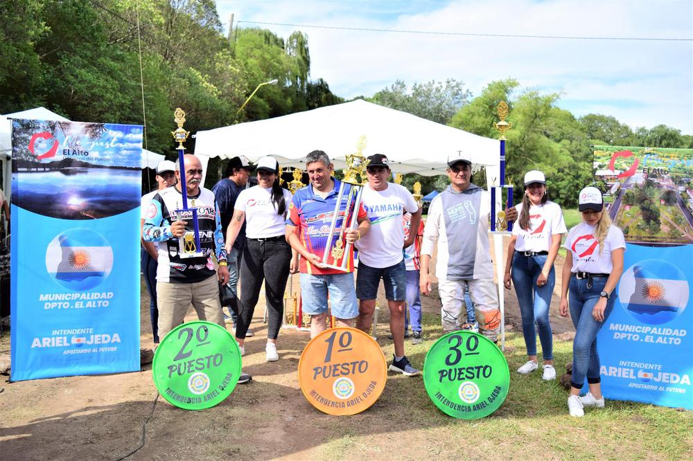 324083938_864532808083165_5827165912335762170_n