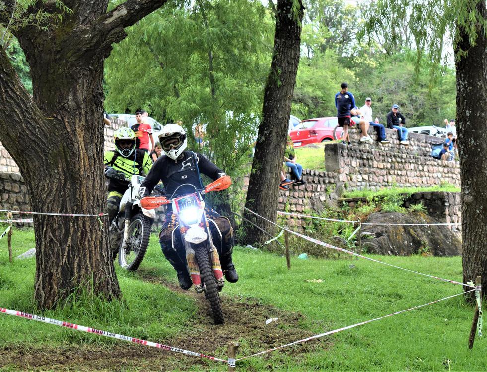 323901592_1621696368259655_889654395932445056_n