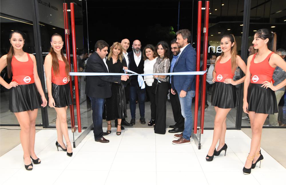 Inauguracion Nissan Fiani 1