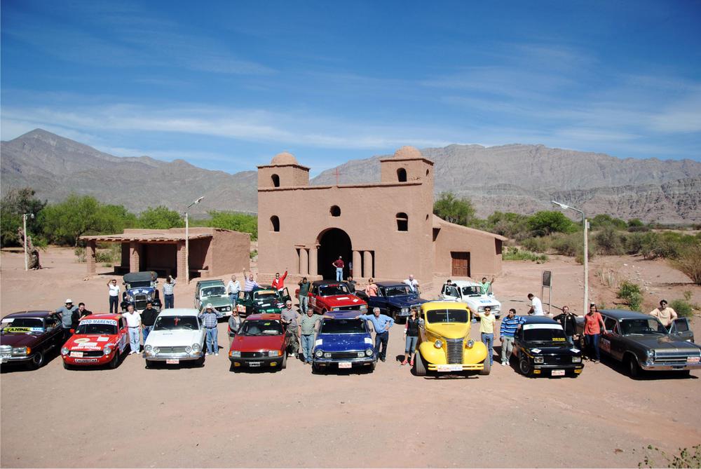 Autos de Epoca Ruta del Adobe