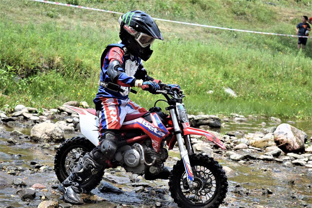 323560025_915173383175060_7953443947037210037_n