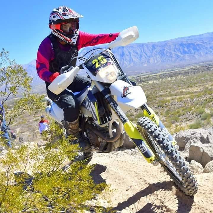 41626350_2197277163850989_8640289660456665088_n