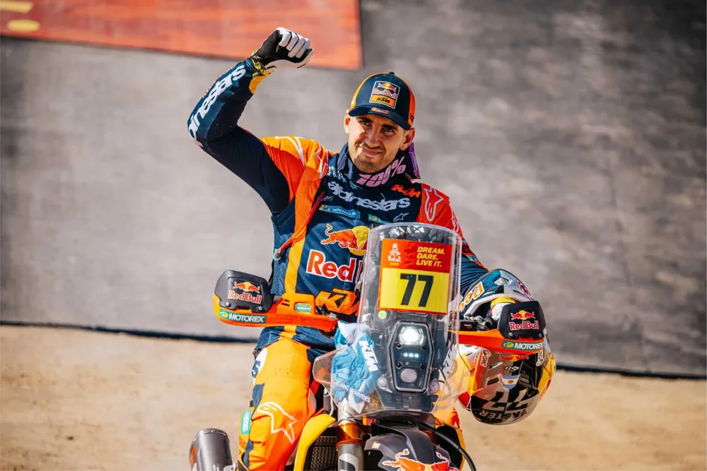 02 Luciano Benavides Pag 2