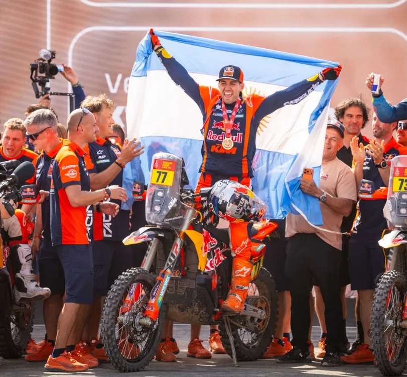 01 ARRIBA ARGENTINA pag 1