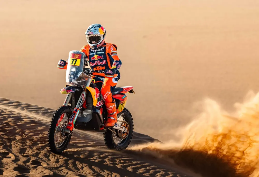 01 Luciano Benavides pag 1