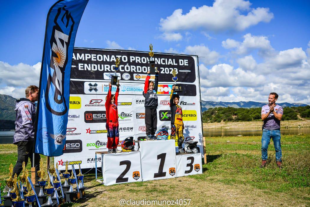 240921de-b31a-438d-9f6a-52e718923959